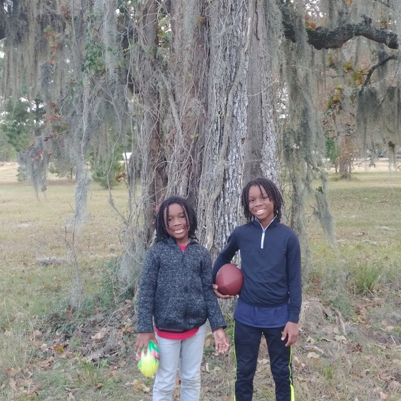 Meet your Posher, Edwin - Picture 3 of 10